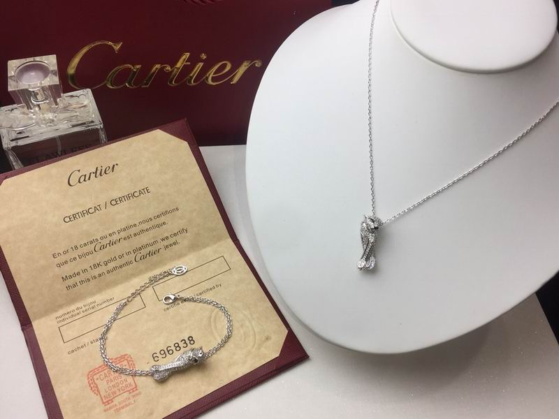 Cartier necklace 03lyx49 (3)